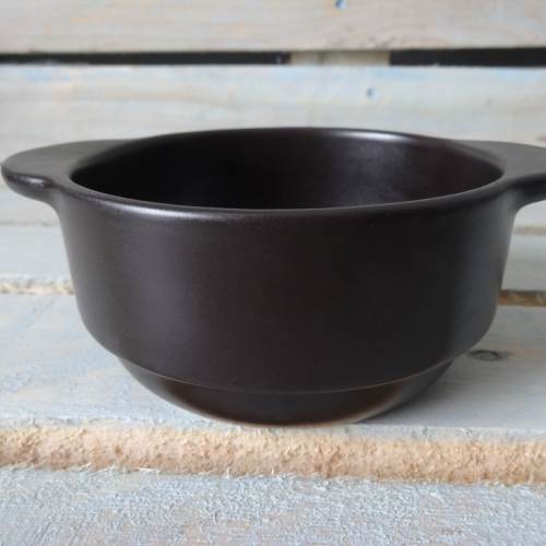 Бульонница brodo